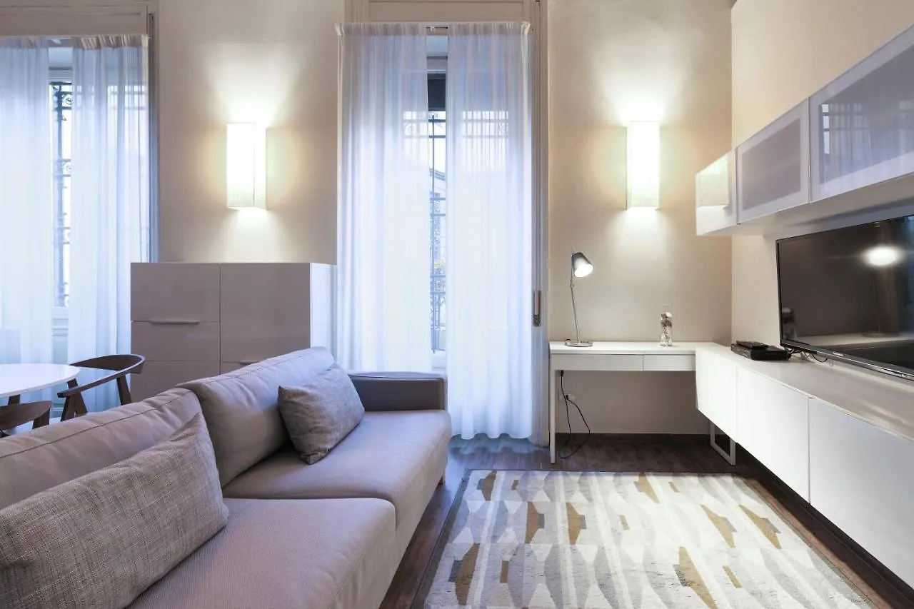 Contempora Apartments - Porta Romana - Traviata Милан